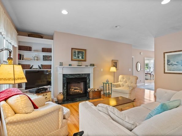 19 Sandstone Road 19, Westford MA 01886