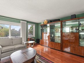 1 Boatswains Way 1, Chelsea MA 02150