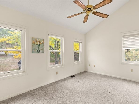 1 Boatswains Way 1, Chelsea MA 02150
