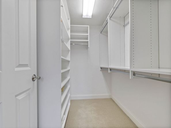 4 Farmer Road 4, Milton MA 02186