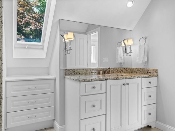 4 Farmer Road 4, Milton MA 02186