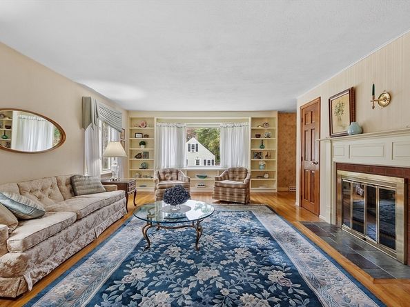 24 Vaine St, Winchendon MA 01475