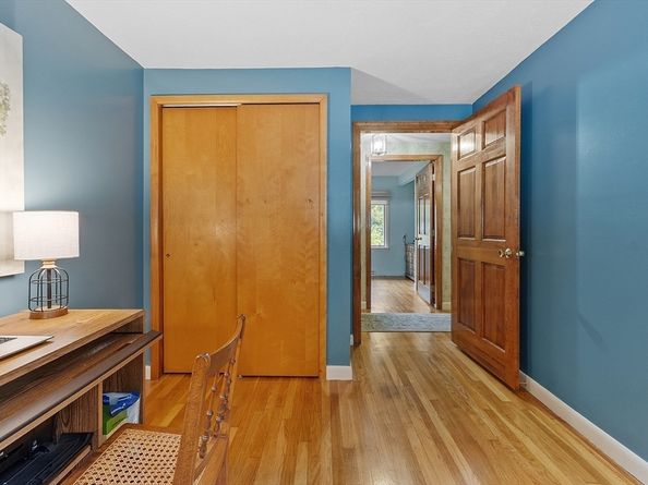 24 Vaine St, Winchendon MA 01475