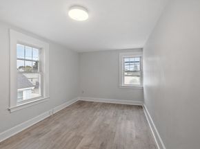 98 Seminole Ave, Waltham MA 02451