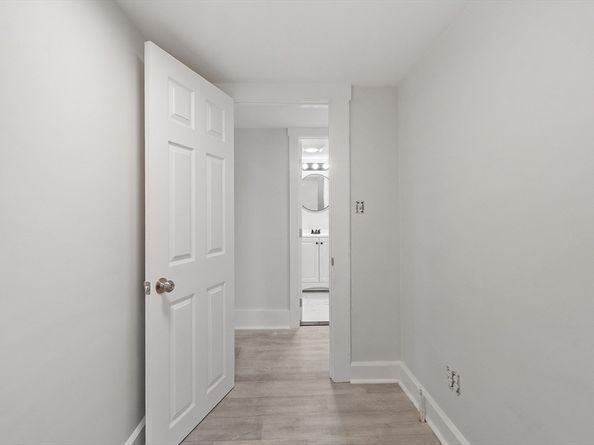 98 Seminole Ave, Waltham MA 02451
