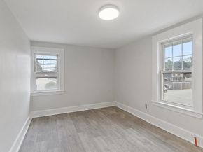 98 Seminole Ave, Waltham MA 02451