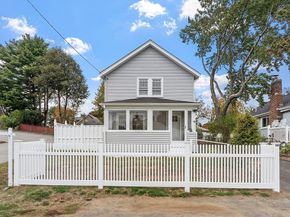 98 Seminole Ave, Waltham MA 02451