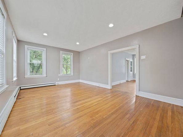 23 Reed Pl, Whitman MA 02382