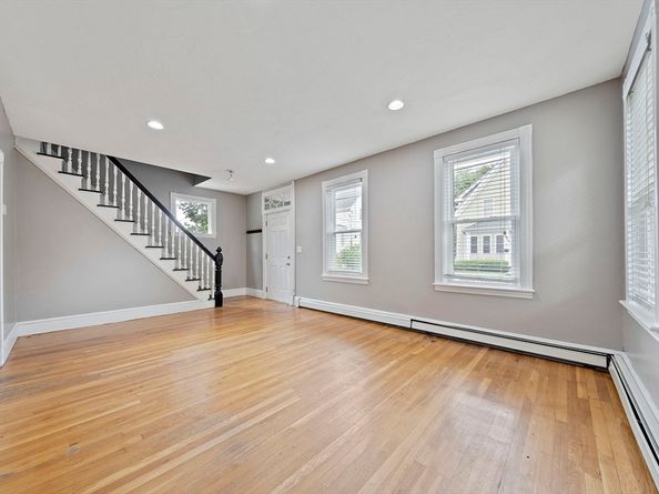 23 Reed Pl, Whitman MA 02382