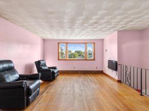10 Horton St, Salem MA 01970