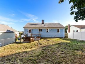 10 Horton St, Salem MA 01970