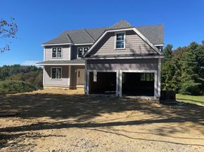 60 Saundersdale Road, Charlton MA 01507