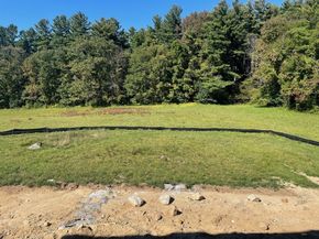 60 Saundersdale Road, Charlton MA 01507