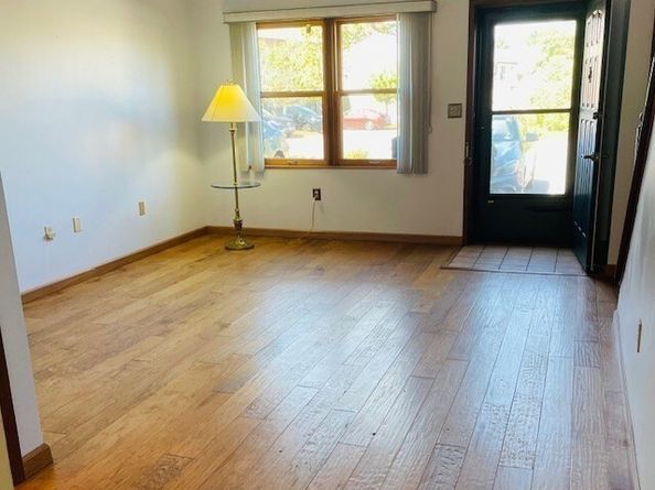 56 Rocky Nook 56, Malden MA 02148