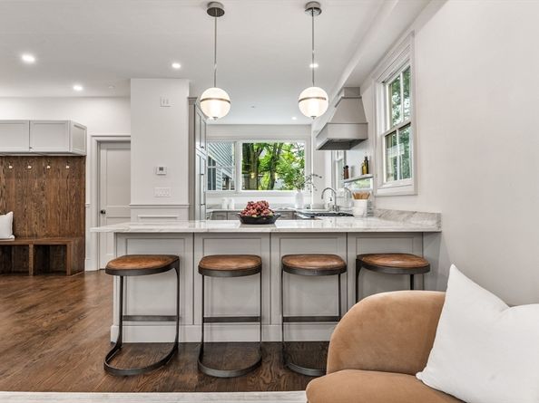 194 Green Street 194, Cambridge MA 02139