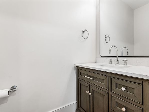 194 Green Street 194, Cambridge MA 02139