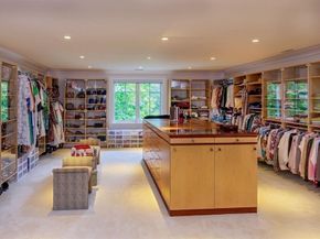 18 Longmeadow Drive, Westwood MA 02090