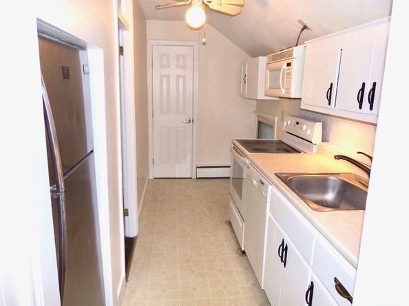 74 Mount Prospect St, Bridgewater MA 02324
