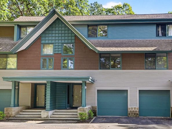 1175 Chestnut St 27, Newton MA 02464