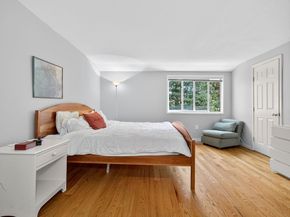 1175 Chestnut St 27, Newton MA 02464