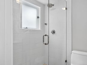 1175 Chestnut St 27, Newton MA 02464