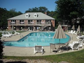 52 Fernview Ave 7, North Andover MA 01845
