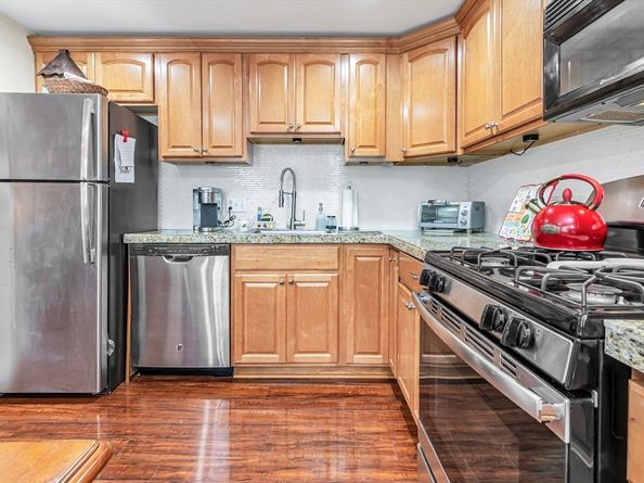 52 Fernview Ave 7, North Andover MA 01845