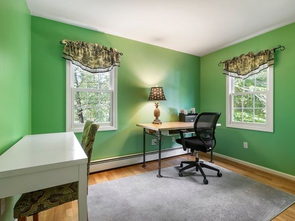 11 Old Farm Rd, Douglas MA 01516