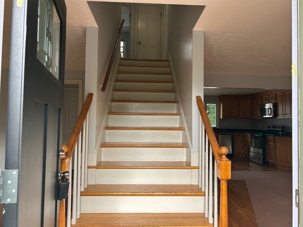 46-50 Wesleyan St, Shrewsbury MA 01545