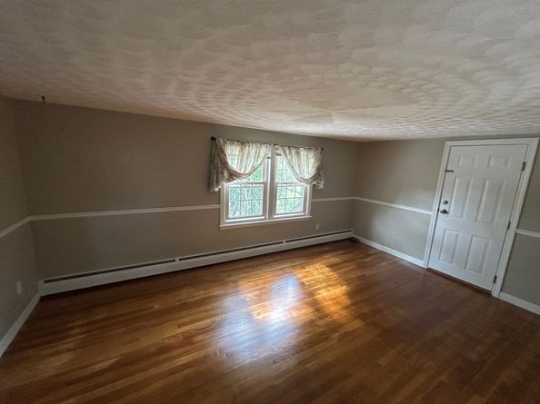 46-50 Wesleyan St, Shrewsbury MA 01545