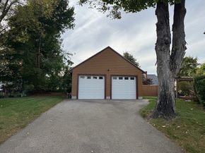 112 Chestnut St, Southbridge MA 01550