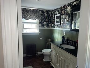 112 Chestnut St, Southbridge MA 01550