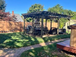 112 Chestnut St, Southbridge MA 01550