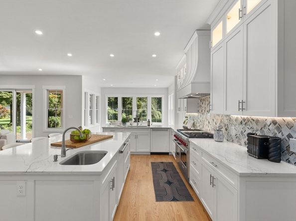 19 Old Connecticut Path, Wayland MA 01778