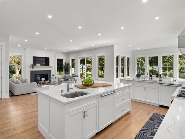 19 Old Connecticut Path, Wayland MA 01778