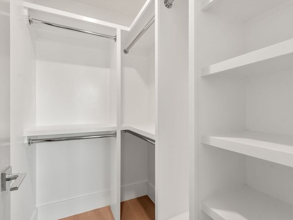 527 East 7th Street 7, Boston MA 02127