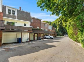 6 Loring Hills Ave D3, Salem MA 01970