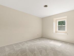 6 Loring Hills Ave D3, Salem MA 01970