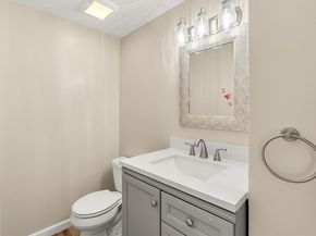 6 Loring Hills Ave D3, Salem MA 01970