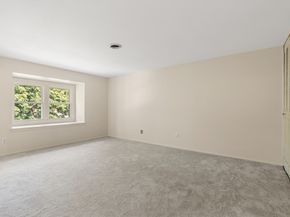 6 Loring Hills Ave D3, Salem MA 01970