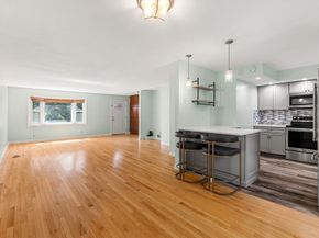 6 Loring Hills Ave D3, Salem MA 01970