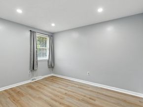 21 Petipas Ln B, Randolph MA 02368