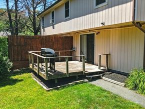 21 Petipas Ln B, Randolph MA 02368