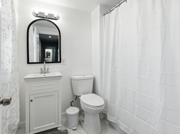 21 Petipas Ln B, Randolph MA 02368