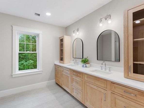 89 Wildwood St, Winchester MA 01890