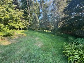 6 Ambler Court, Natick MA 01760