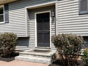 1 Oakhurst Ave, Ipswich MA 01938