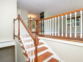 1 Oakhurst Ave, Ipswich MA 01938