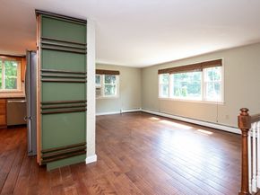 1 Oakhurst Ave, Ipswich MA 01938