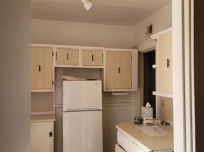 25 Roslyn St 3, Salem MA 01970